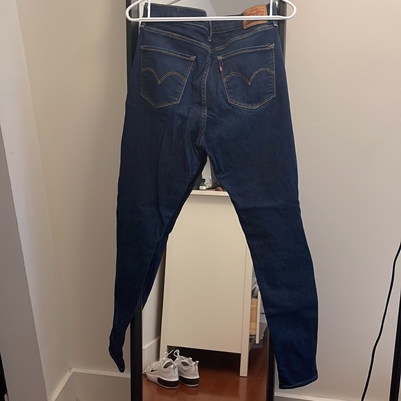 LEVI’s 720 high-rise super skinny - Picture 2 of 2